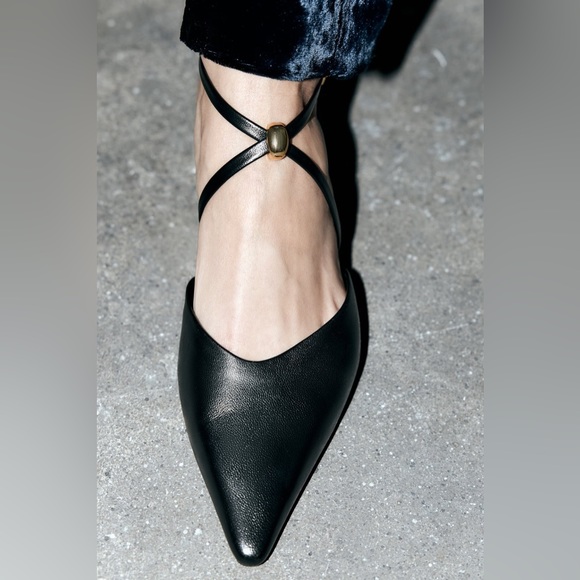 ZARA STRAPPY LEATHER KITTEN HEEL SHOES SIZE 9 - Picture 3 of 10